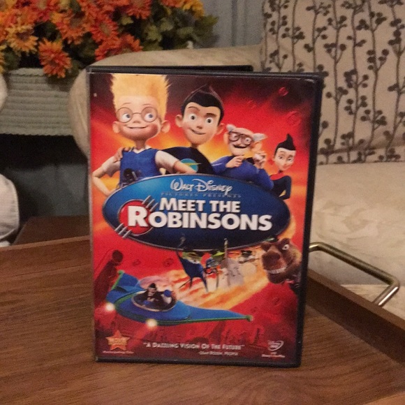 Walt Disney meet the Robinsons on DVD - Picture 1 of 4